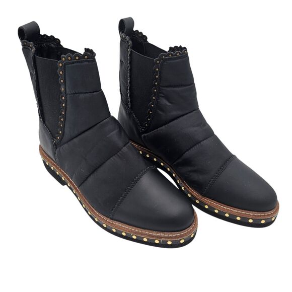 Free People Atlas Size 38.5 Puffer Leather Studded Pull On Chelsea Boot Black - Picture 1 of 7